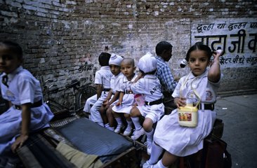 Schulkinder Amritsar Punjab Indien