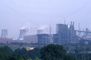 Wärmekraftwerk zwischen Krakov und Oppolo Polen
