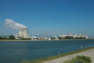 Nuclear thermal power station of Tricastin and channel deviating the Rhone