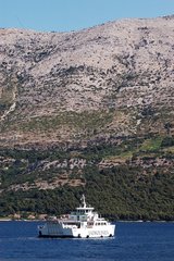 Fähre am Adria -Meer entlang der Côte Dalmate Croatie