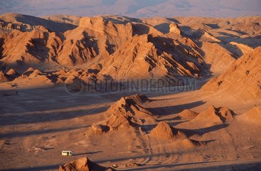 San Pedro de Atacama  camping car dans la vallée de la lune