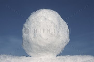 Schneeschnee auf einem Schnee Teppich Frankreich