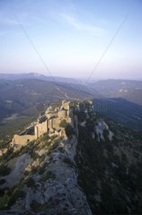 Citadelle cathare médiévale de Peyrepertuse Aude