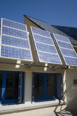 Photovoltaikpaneele und Wärme auf Dächern
