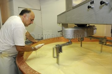 Manufacturing of Comté cheese Lievremont-La Brune Doubs