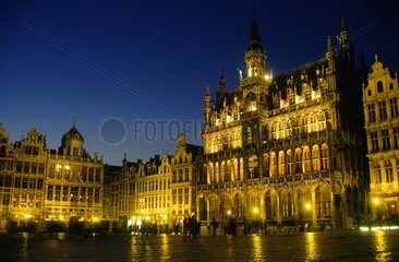 Bruxelles  la Grand Place la nuit