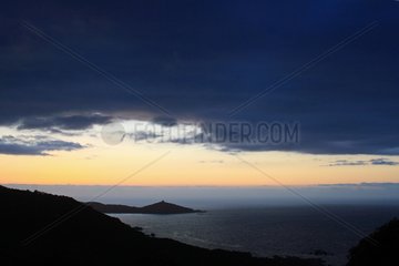 Stürmischer Himmel über Pointe de Campomoro Corse
