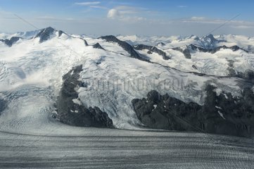 Glacier Chain Chilcotin Coast - Rockies Canada