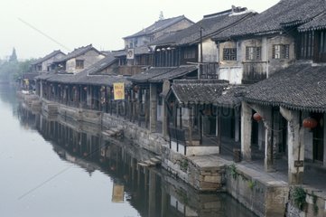 Stadt Xitang am Rande des Wassers in China