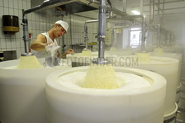 Herstellung des Käse Comté Valoreille Doubs