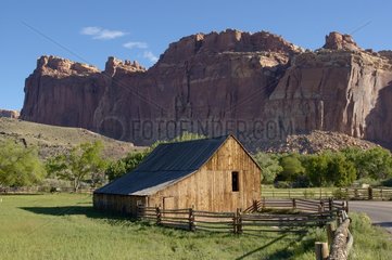 Ferme en bois dans une vallée Utah