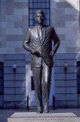 Boston  statue de J. F Kennedy à la State House