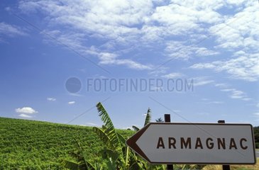 Panneau routier indiquant la direction d'Armagnac
