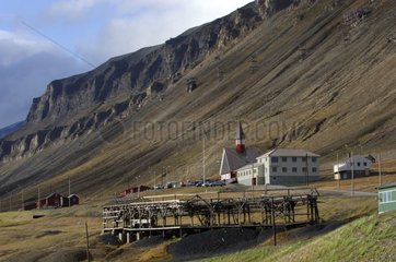 Longyearbyen Church in der Nähe des Hügels Spitzberg