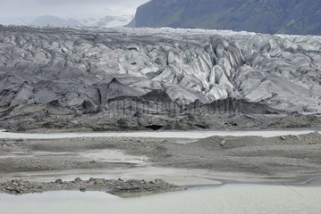 Skaftafellsjokull glacier lake in Iceland