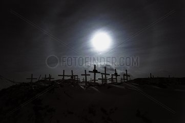 Cemetery Ittoqqorttoormiit moonlight Greenland
