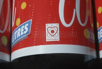 Recycalble plastic logo on soda bottle UK