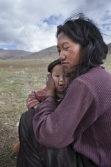 Tibetan woman and child - India Himalayan highlands
