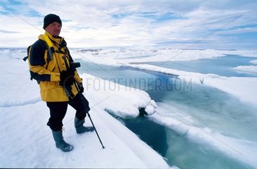 Portrait de Pierre au bord d'un floe de glaces