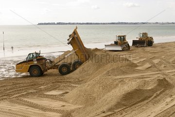 Den Baule-Escoublac-Strand wieder untergraben