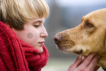 MÃ¤dchen mit Hund Frankreich