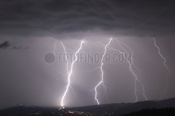 Many lightning branched at the foot of the Aravis France