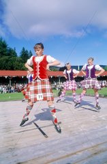 Highlands Games  jeux de Braemar  danse du sabre