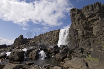 Oxararboss-Wasserfall auf der Mitte der Atlantik Rift Thingvellir NP