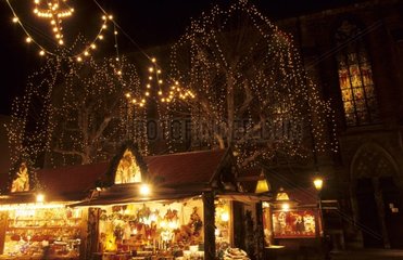 Weihnachtsmarkt vor der dominikanischen Kirche Colmar