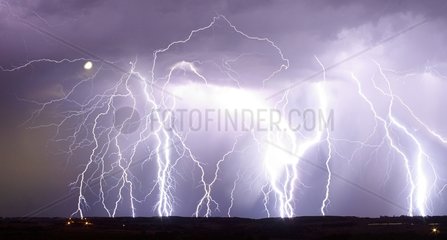 Very electrical storm in the night in the summer Gers
