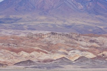 Buntes Hügel vor Vulcano San Pedro de Atacama Chile