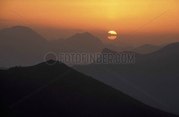 Valdeon Spain Mountains bei Sonnenuntergang