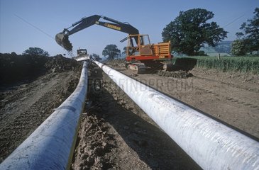 Laying natural gas pipeline near Winchcombe UK