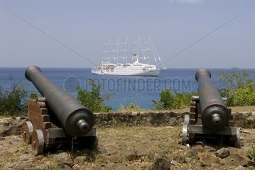 Guns on the coast facing a cruise boat Guadeloupe