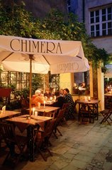 Cracovie  terrasse du restaurant Chimera la nuit