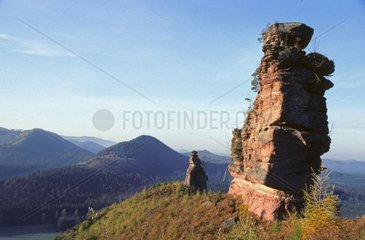 Rocksandstein mit Blick auf das Tal der Vosges France