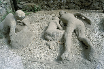 Pompeii  the remains of the original inhabitants after the volcanic erruption