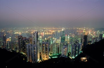 la baie de Hong Kong la nuit vue du Peak