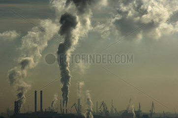 Port of Rotterdam  industry and pollution