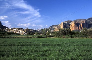 Site naturel de Mallos de Riglos en Aragon Espagne