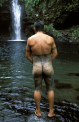 Samoa  a man with a full body tattoo called pea ___