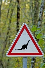 Vorsicht Dinosaurierverkehrszeichen Frankreich