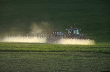 Pulvérisation de pesticides en Picardie en France