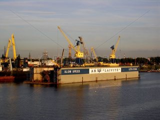 Calle trocknet mobiler Port von Claipeda Lithuania [at]