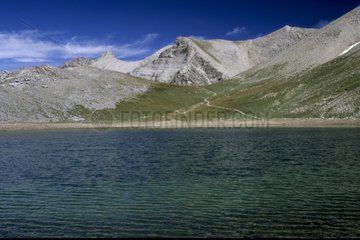 Lac alpin d'origine glaciaire PN du Mercantour France
