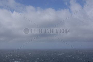Ciel nuageux au dessus de la mer Cap de la Chèvre Finistère