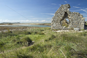 Ruins in Great island  with  in the background  Agandon Island  Pleumeur-Bodou  Cotes-d'Armor  Bretagne  France