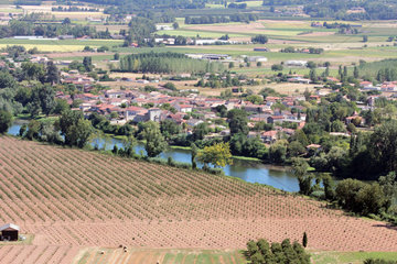 Lot Valley  village of Granges-sur-Lot below Laparade  overlooking the fruit-tree fields  Lot-et-Garonne  Aquitaine  France