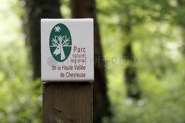 Information board on the discovery trail of Maincourt in the Regional Natural Park of the Upper Chevreuse Valley near Dampierre-en-Yvelines  Ile-de-France  France