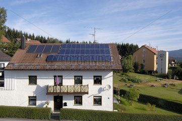 Solarmodule auf einem Haus Deutschland